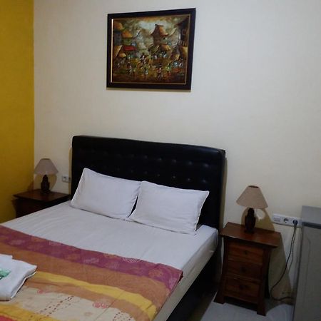 Beto Guesthouse Kalasan Экстерьер фото