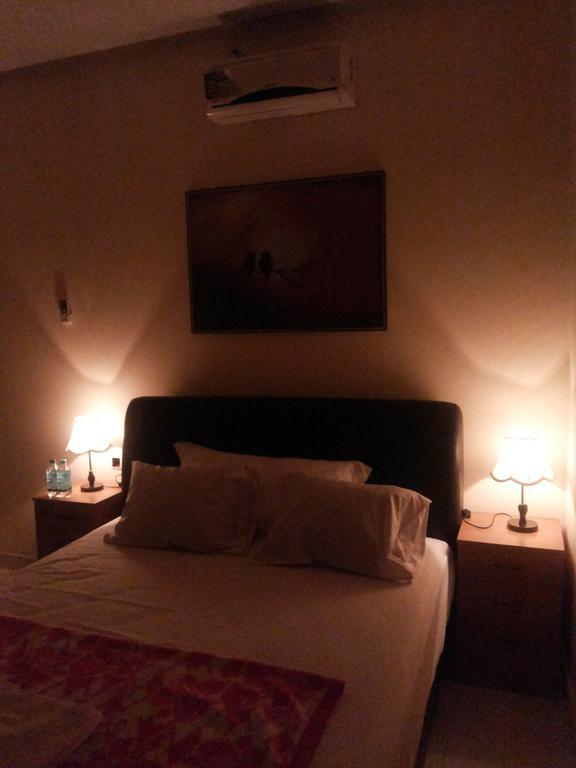 Beto Guesthouse Kalasan Экстерьер фото