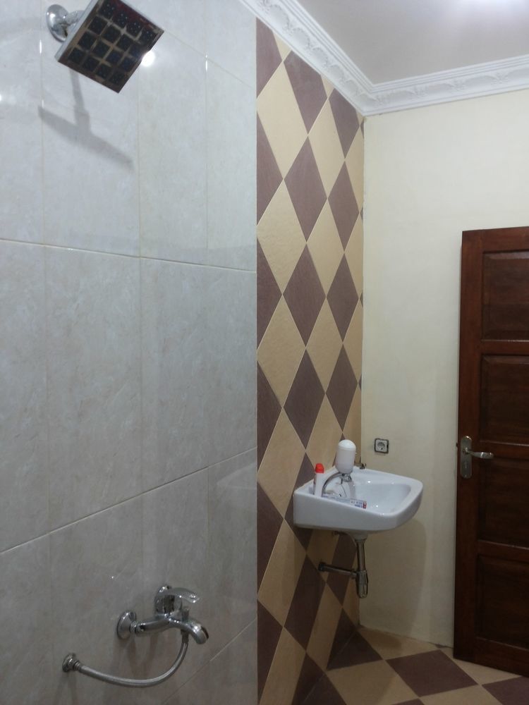 Beto Guesthouse Kalasan Экстерьер фото